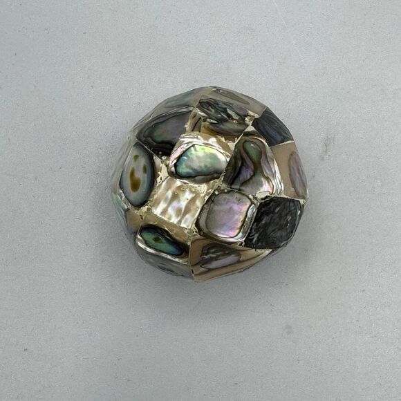 Vtg Abalone Shell Egg Mother Of Pearl Mosaic Iridescent Inlay Paperweight 2.5"T - Picture 4 of 6